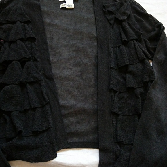 White house black market xs ruffled sweater - Picture 3 of 3